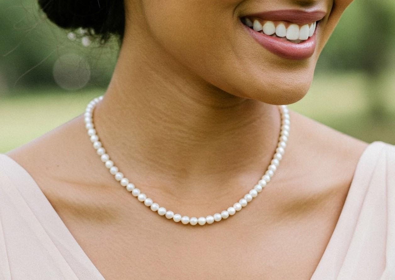 Bridal Pearl Necklace, Wedding Party Gift, White Choker for Brides, Bridesmaids, Flower Girls, and Mother-in-Law
